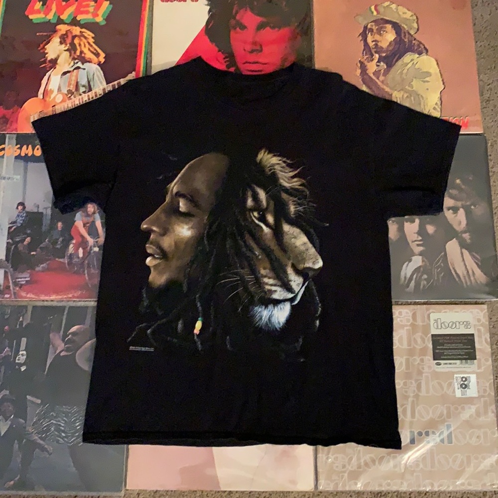 Bob Marley/ Lion t shirt